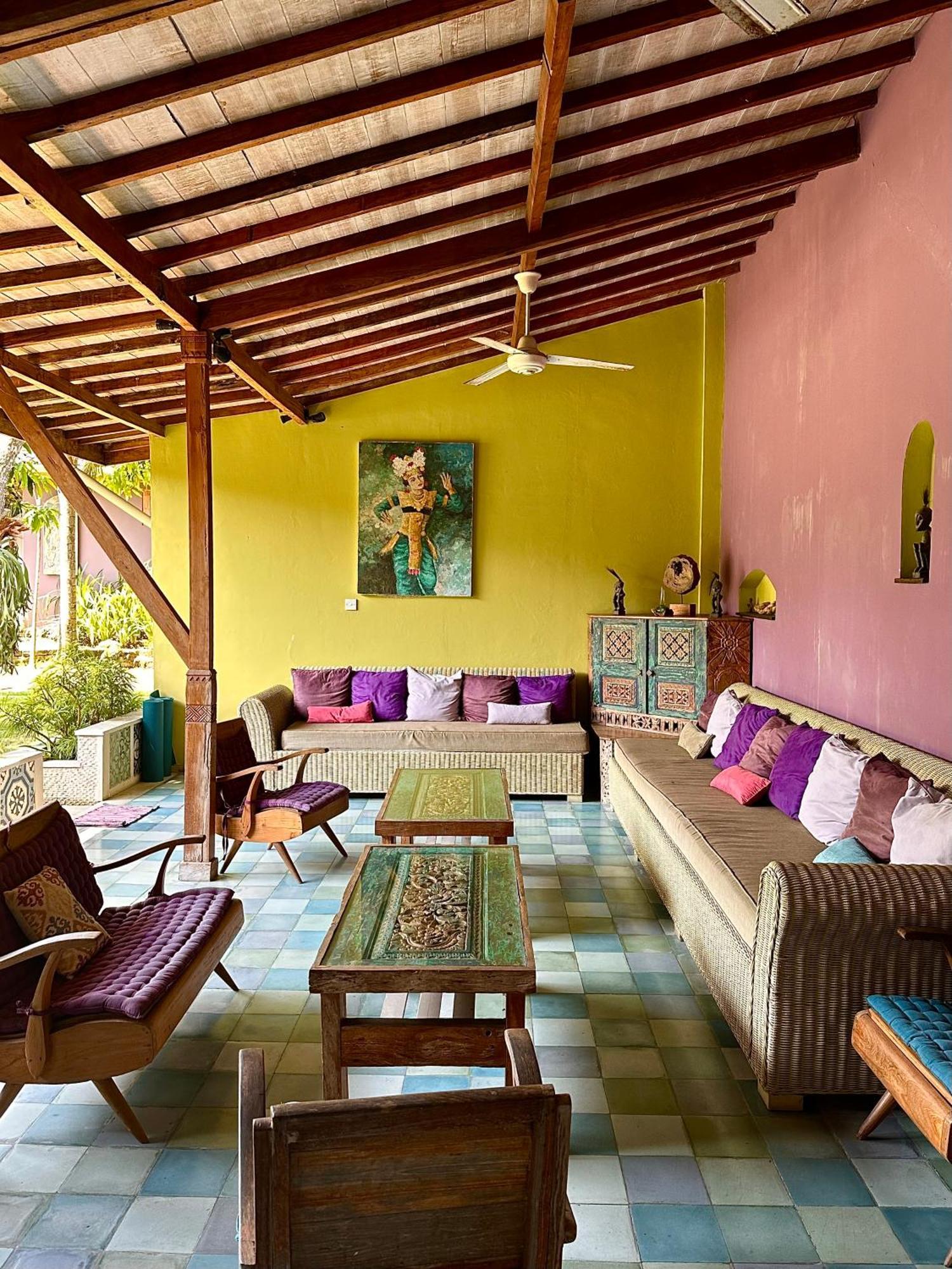 Guesthouse Mooz Canggu Extérieur photo