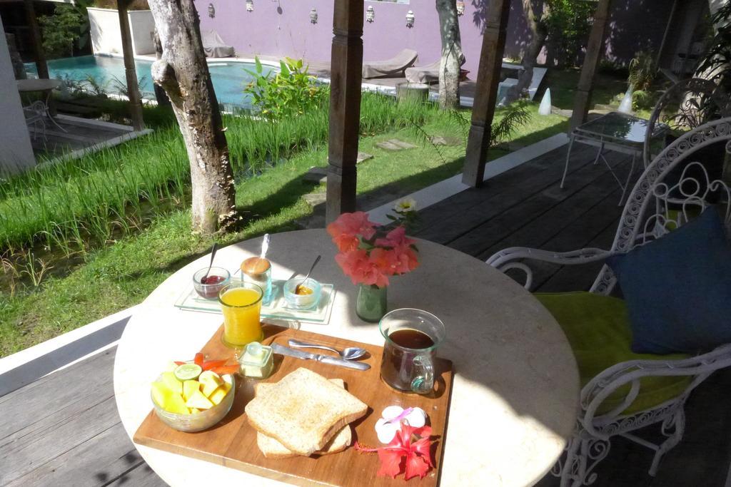 Guesthouse Mooz Canggu Extérieur photo